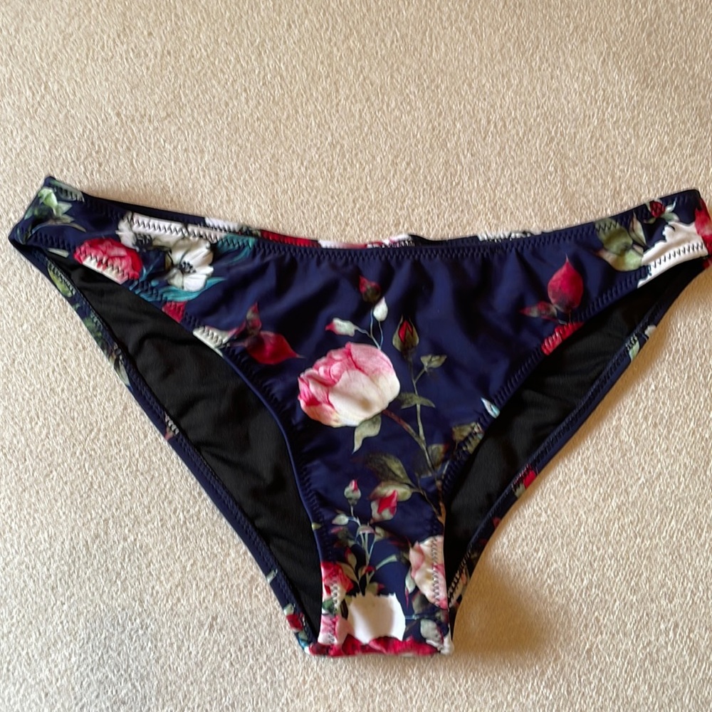Cupshe Navy Floral Bikini Bottom